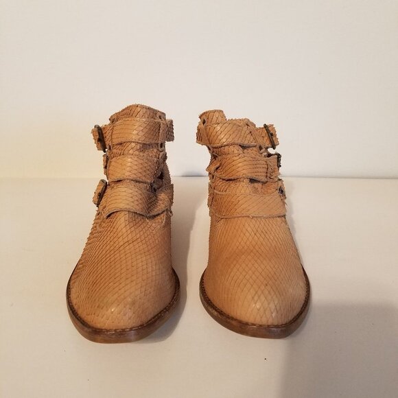 Matisse Bobbie Cognac Snake Embossed Distressed Leather Bootie - Picture 11 of 13